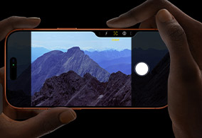 iPhone 17 Pro en mode photo capturant un paysage de montagne
