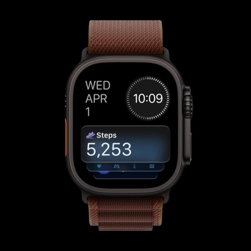 Apple Watch Ultra 4, cadran avec widget de comptage de pas et Défilement intelligent sous watchOS 27