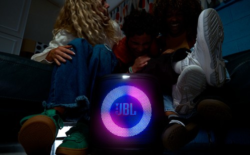 JBL PartyBox Encore Essential 2 avec jeu de lumières colorées