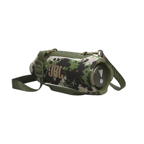 Enceinte JBL Xtreme 5 Squad vue de trois-quarts sur fond noir, finition camouflage vert kaki