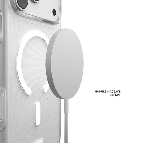 Module MagSafe intégré de la coque UAG Scout Clear avec chargeur magnétique