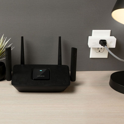 Routeur Linksys MR8300