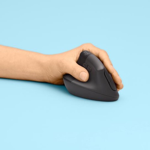 Logitech Lift Left graphite utilisée à la main gauche