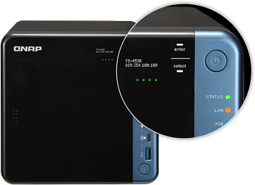 QNAP TS-453B écran OLED façade
