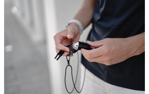 Woodcessories AirCase - Étui de protection en cuir pour AirPods