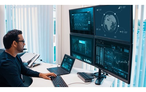 Targus Universal Quad 4K-100W - Station d'accueil USB-C certifié DisplayLink