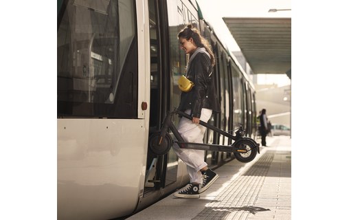 Xiaomi Mi Electric Scooter Essential - Trottinette électrique pliable
