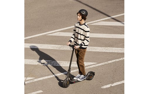 Xiaomi Mi Electric Scooter Essential - Trottinette électrique pliable