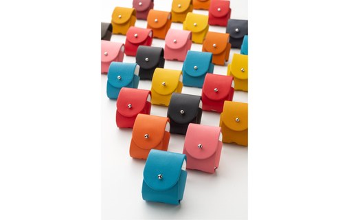 Atelier Gaston ARTÉMISE Noir - Étui en cuir pour AirPods 1 & 2