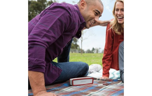 Cache souple Rouge Intense pour enceinte Bose SoundLink Mini II