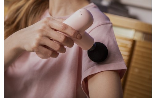 Lola Pistolet de massage sans fil avec 4 têtes amovibles - Rose