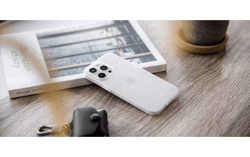 SwitchEasy 0.35 Ultra Slim pour iPhone 13 Pro - Coque fine - Blanc transparent