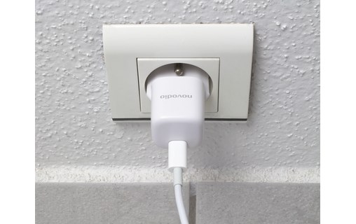 Chargeur USB-C 30 W GaN pour MacBook Air/iPhone/iPad + câble USB-C & Lightning