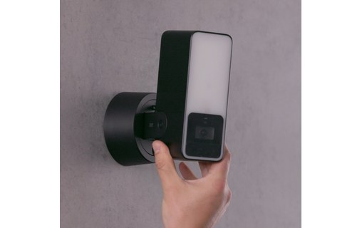 Eve Outdoor Cam - Caméra sécurisée avec projecteur (Apple HomeKit)