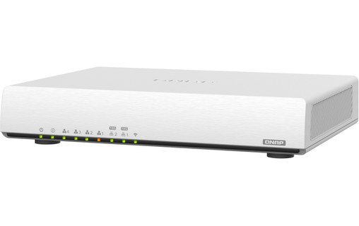 Routeur WiFi 6 Qnap QHORA-301W - Bi-bande 2475 Mbit/s LAN 10 Gbit/s