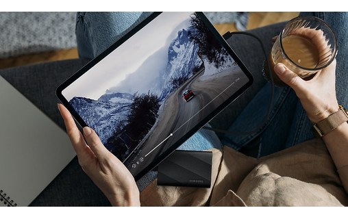 Samsung T9 2 To USB-C & USB-A - Noir - SSD externe portable