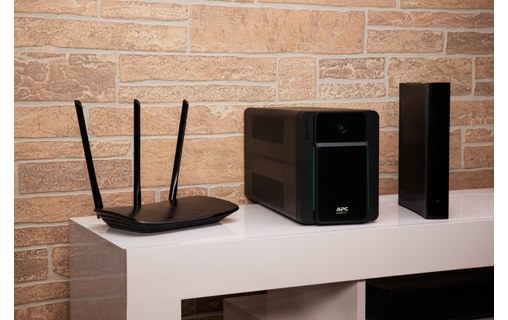 Onduleur APC Easy UPS BVX1600LI-GR - prise Schuko - 1600 VA