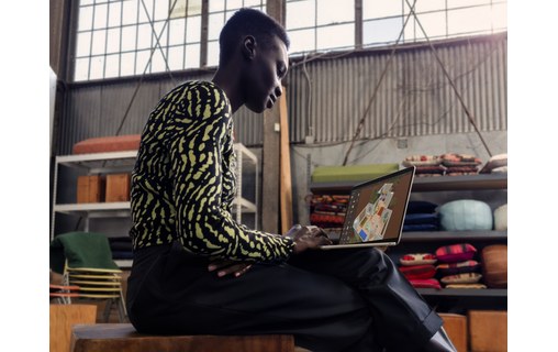 Apple MacBook Air 13" M3 2024 8/8 coeurs SSD 256 Go 8 Go RAM Gris sidéral