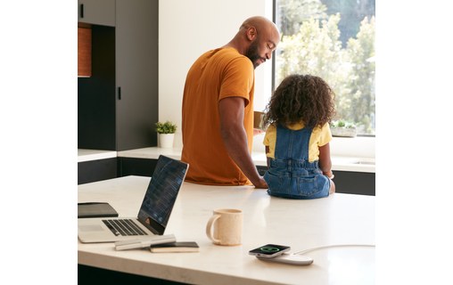 Chargeur sans fil Qi2 (15 W) 2-en-1 - Belkin BoostCharge Pro - Blanc