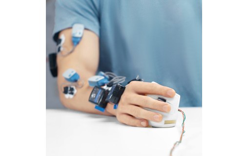 Souris sans fil Logitech MX Vertical - Graphite - Ergonomique, Verticale