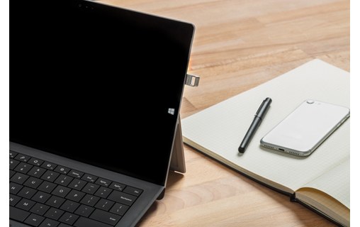 Clé USB Kingston DataTraveler Micro 64 Go - Métal - USB 3.2