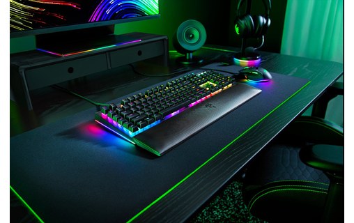 Clavier Gaming Razer BlackWidow V4 - Clicky - Noir avec repose-poignets