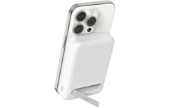 Batterie externe magnétique 10K avec Qi2 15 W - Belkin BoostCharge Pro blanche