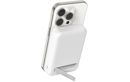 Batterie externe magnétique 10K avec Qi2 15 W - Belkin BoostCharge Pro blanche
