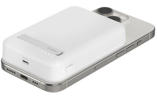 Batterie externe magnétique 10K avec Qi2 15 W - Belkin BoostCharge Pro blanche