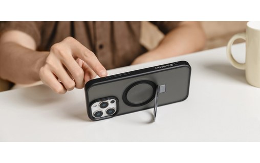 Coque MagSafe pour iPhone 16 Pro Max - SwitchEasy MagStand M - Transparente