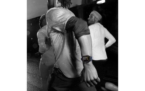 Apple Watch Ultra 2 Titane Noir Boucle Trail Noir - M/L