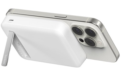Batterie externe magnétique 8K avec Qi2 15 W - Belkin BoostCharge Pro blanche