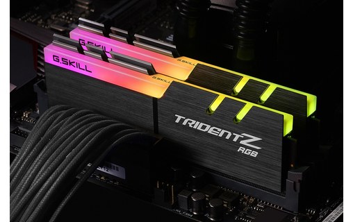 G.Skill Trident Z RGB F4-3200C16D-16GTZRX module de mémoire 16 Go 2 x 8 Go DDR4