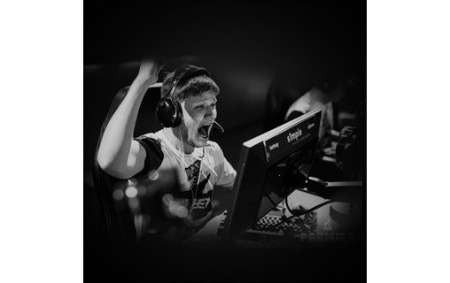 Souris Gaming sans fil Logitech Pro X Superlight - Noire