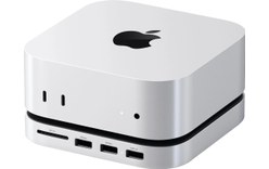 Station d'accueil Satechi USB-C pour Mac mini M4 avec emplacement SSD M.2 NVMe