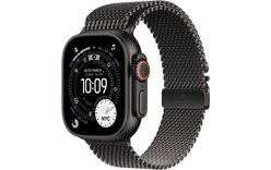 Apple Watch Ultra 3 Noire - Bracelet Milanais en titane Noir - M