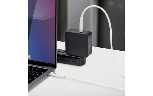 Câble USB-C - StarTech - 240 W - 1 m - Nylon - Blanc