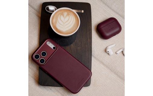 Coque MagSafe pour iPhone 17 Pro - Decoded Dark Ruby