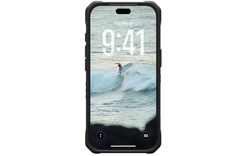 iPhone 18 Pro protégé par la coque UAG Pathfinder noire, vue de face