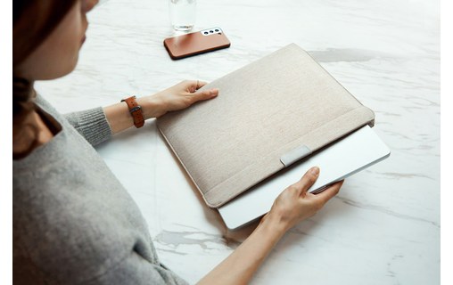 Housse Bellroy Laptop Sleeve pour MacBook Pro / Air 16" - Noire