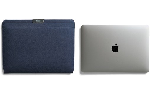 Housse Bellroy Laptop Sleeve pour MacBook Pro / Air 16" - Bleue marine