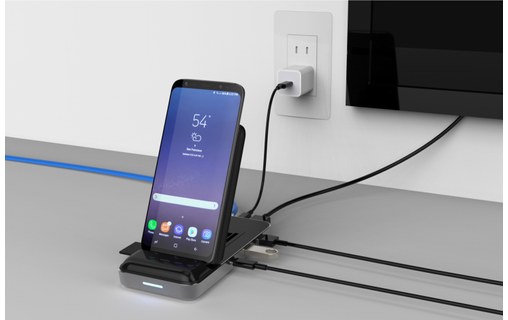 HyperDrive dock USB-C 8 ports et chargeur iPhone sans fil 7,5 W