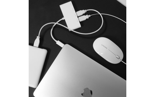 Macally UC3HUB4C - Adaptateur USB-C vers USB-C / 4 x USB-A